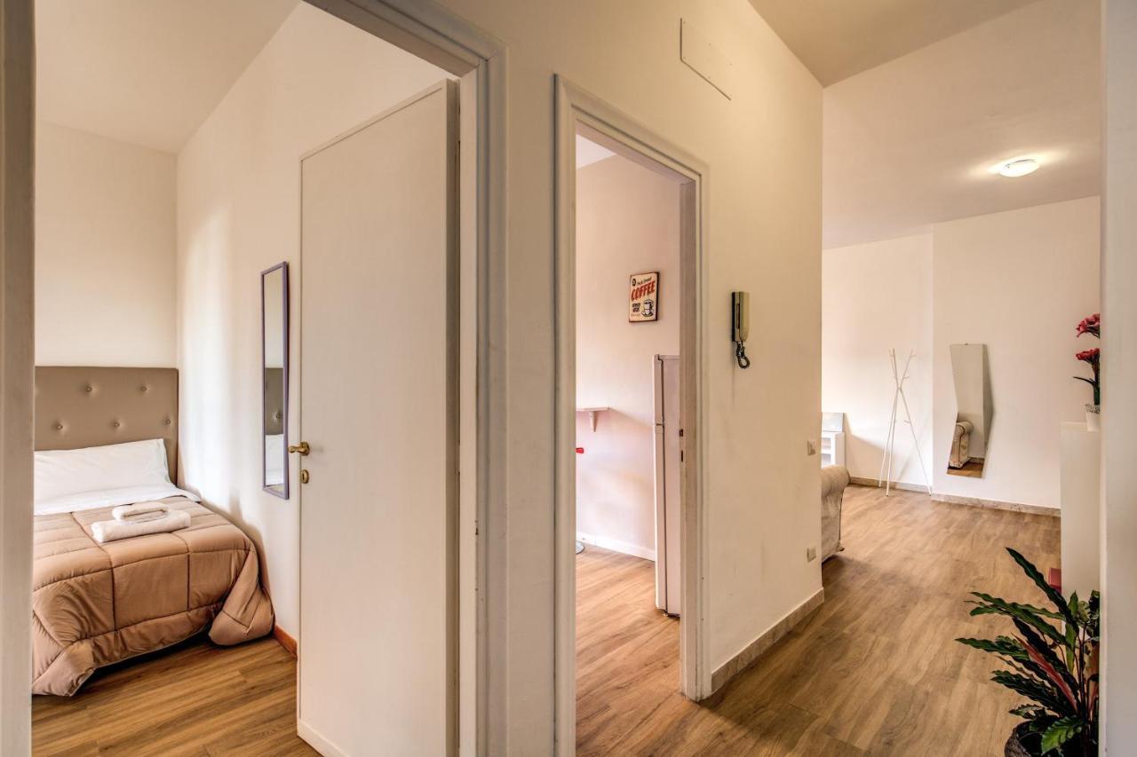 Aura Paradise Apartment ローマ エクステリア 写真