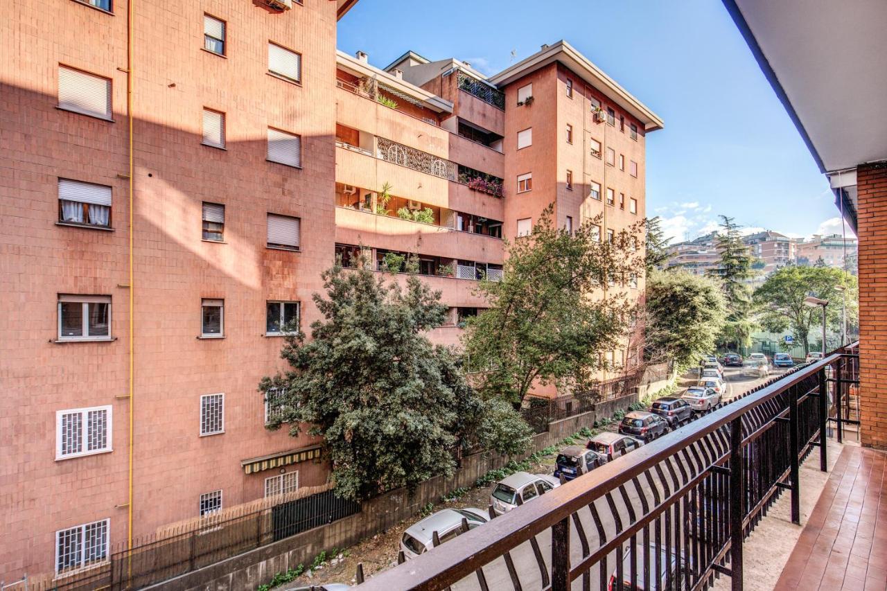 Aura Paradise Apartment ローマ エクステリア 写真